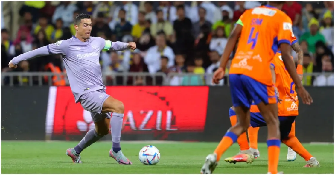 Did you know CR7 paints his nails? Netizens react after spotting it in an IG post