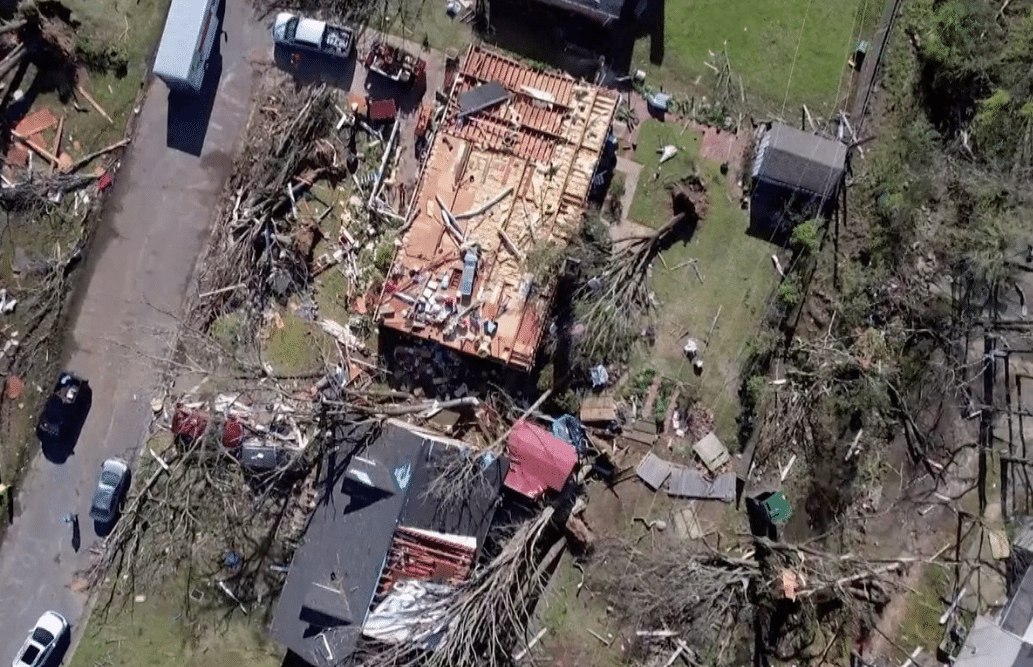 US storms ravage several states as death toll rises