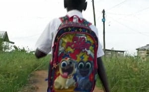 Grandmother throws out 4-year-old grandson on the streets to care for himself