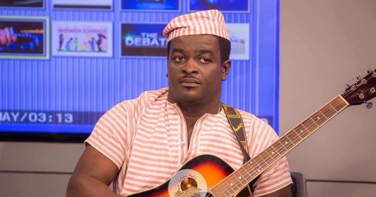 Ghanaians never support artistes but are quick to talk down on them – Kumi Guitar