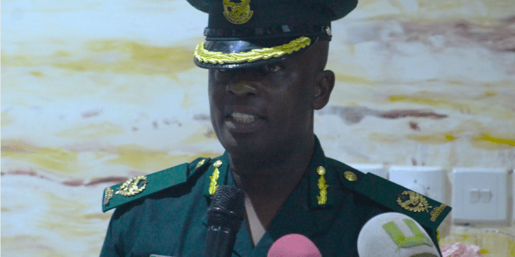 More than 1,900 Liberians receive residency licenses – GIS