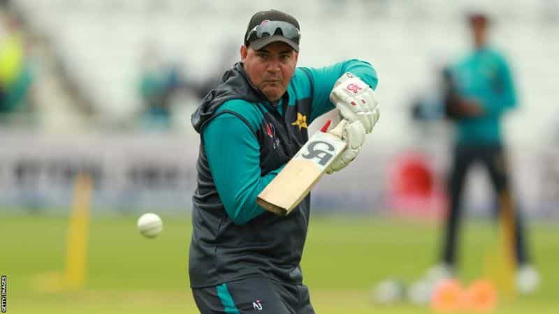 Cricket: Mickey Arthur agrees to lead Pakistan at World Cup