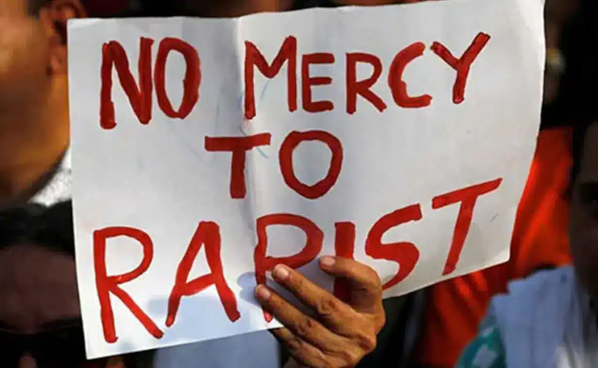 Lady apologizes to friend after falsely accusing him of rape