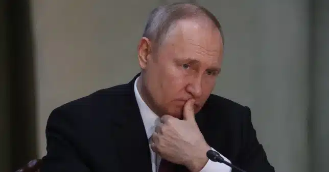 Putin is currently experiencing “severe head ache, blurred vision, and numb tongue
