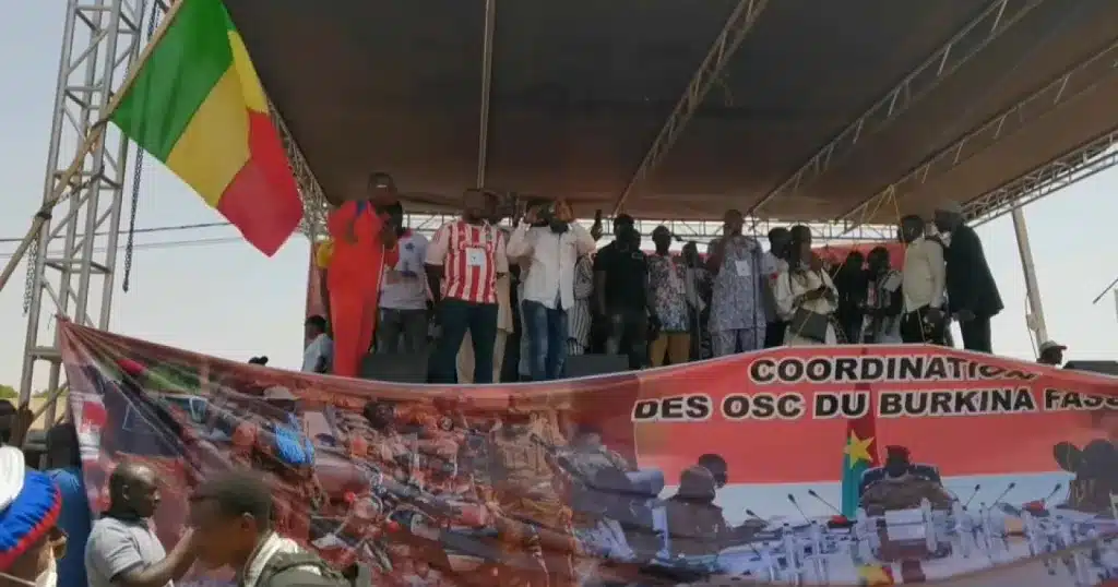 Thousands of demonstrators gather to support Captain Traoré