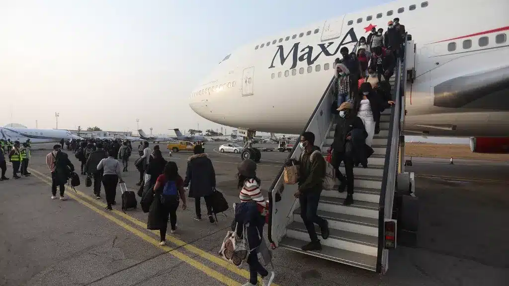 Foreign students in UK to be banned from bringing families along