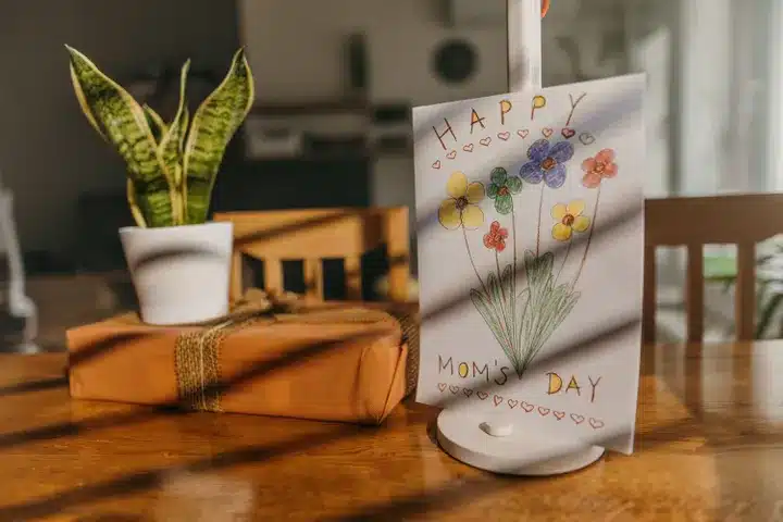 This is how to honour a bereaved mom on Mother’s Day