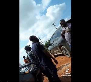 Viral video: Police threatens to handcuff contractor Kofi Job