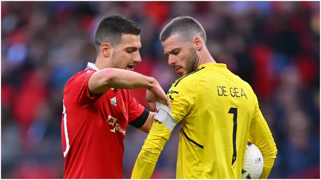 Diogo Dalot admires potential successor to David De Gea at Manchester United