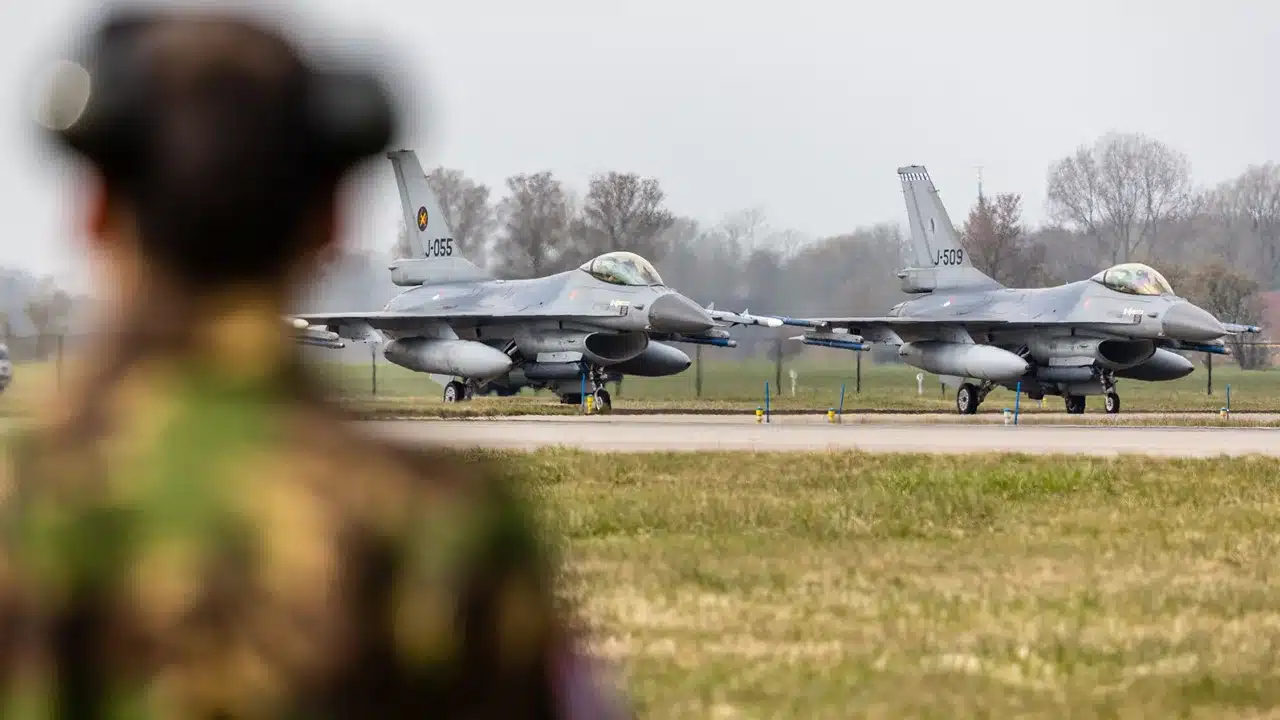 UK and Netherlands to buy F-16 fighters for Ukraine