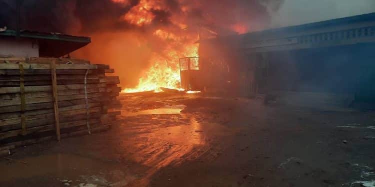 6-bedroom house razed down by fire at Sehwi Akaasu