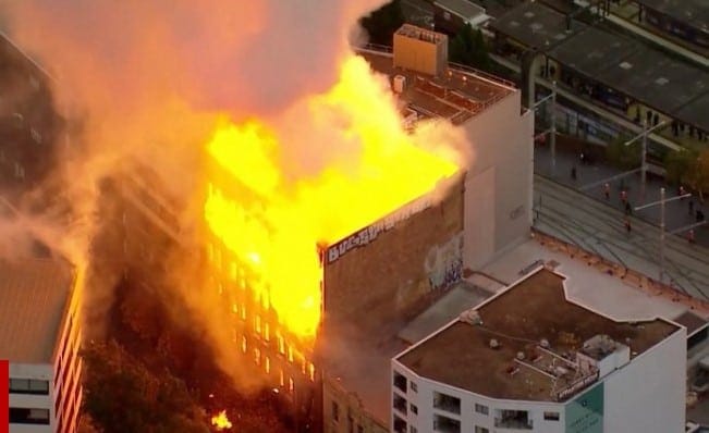 Teens who started Sydney fire turn themselves in