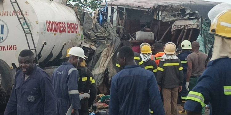 Gomoa Okyereko: 16 confirmed dead in gory road crash