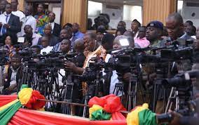 Hungry watchdogs; Would the media effectively execute its guard duties?