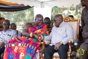 Akufo-Addo calls on Otumfuo to help him resolve Bawku crisis
