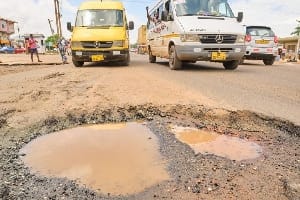 Heavy rains expose Ghana’s bad roads