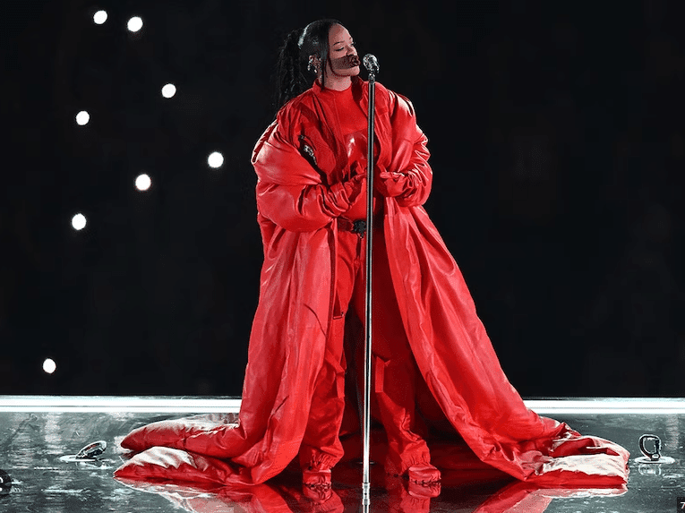 Video: “Y’all, I didn’t drink all year!” – Rihanna proud of her alcohol-free 2024