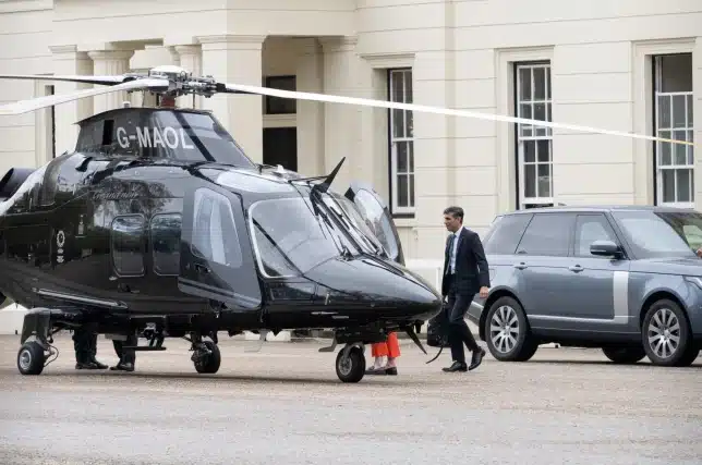 Rishi chooses a taxpayer-funded helicopter trip instead of a quick rail commute