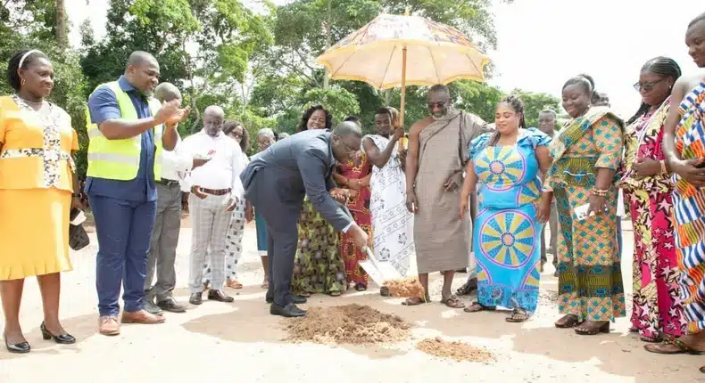 Sammi Awuku takes initiative to provide Okuapeman School an ultramodern basketball, volleyball court