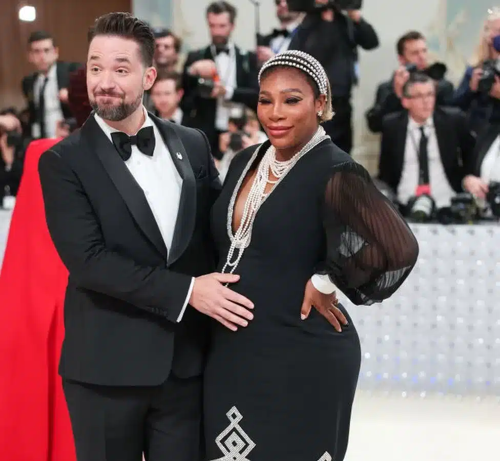 Serena Williams announces second pregnancy