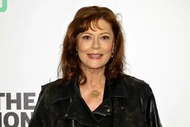 Susan Sarandon detained for demonstrating against restaurant workers
