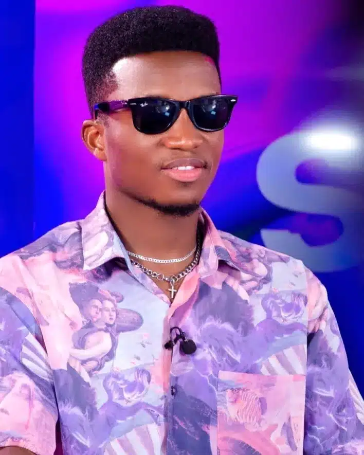 Ghanaians love political parties more than the country’s welfare- Kofi Kinaata