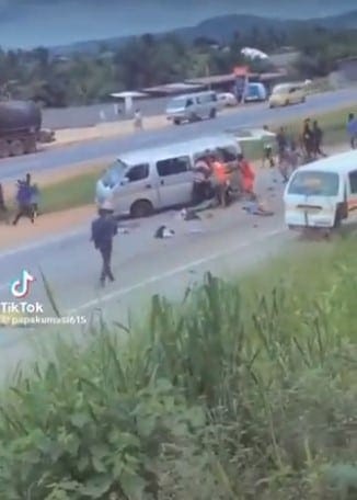 2 Osino Presby SHS students dead in Accra-Kumasi highway accident