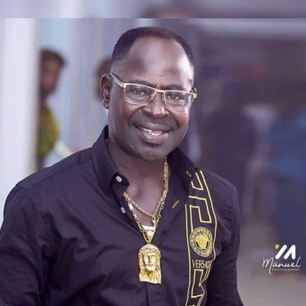 Amakye Dede and team survive near-fatal accident en-route to Agona Swedru for a show