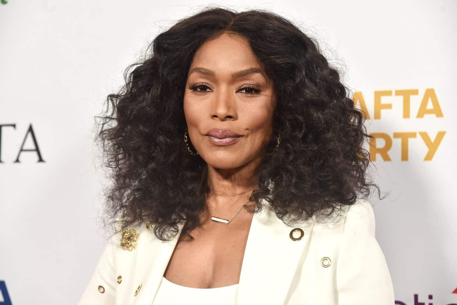 Angela Bassett to receive honorary Oscar