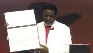 Archbishop Agyinasare presented with prestigious lifetime achievement award by US President