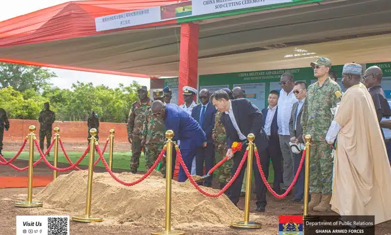 Defence minister initiates nine military projects