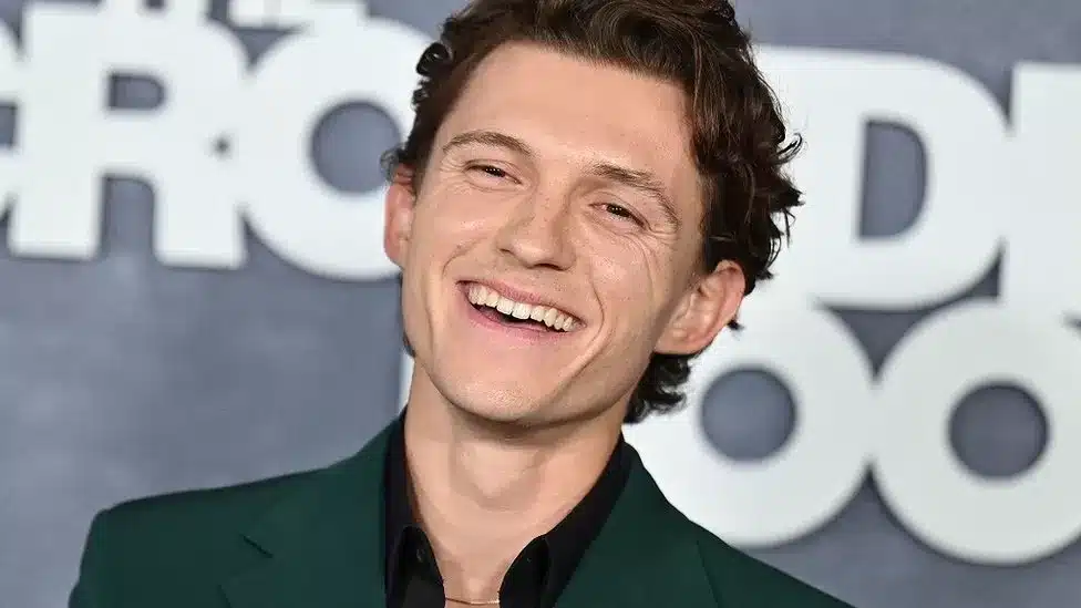 Tom Holland decides to take a year break from acting