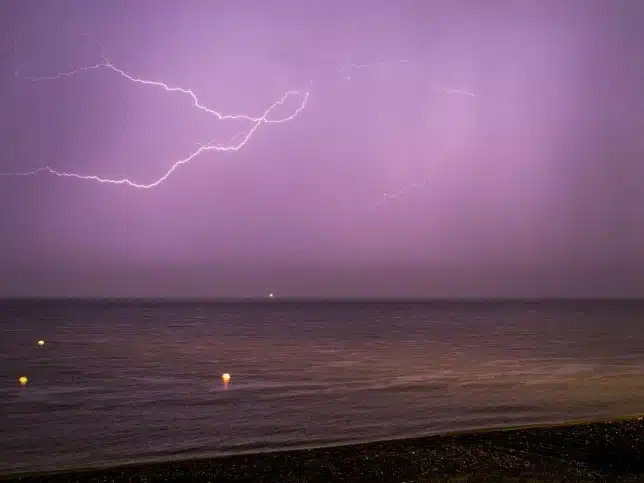UK to experience flash floods and thunderstorms today