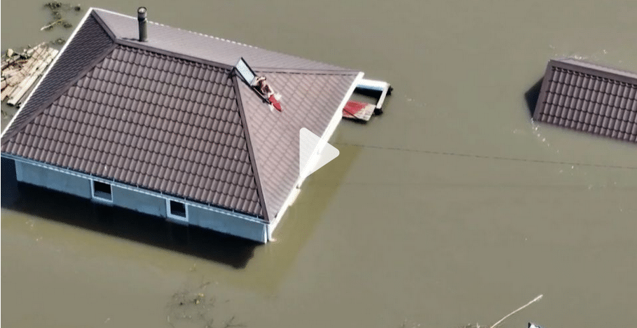 Russians shooting at flooded area rescuers post-dam collapse – Zelensky