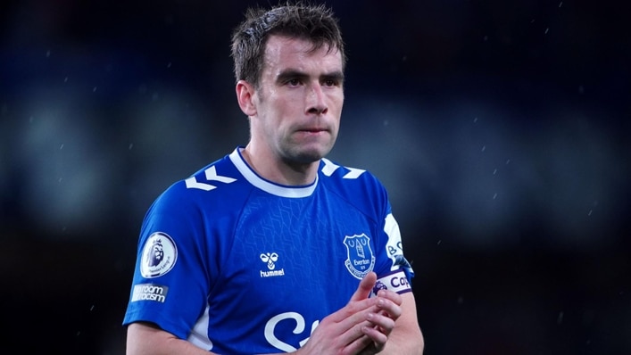 Everton and Coleman extend contract by one more year