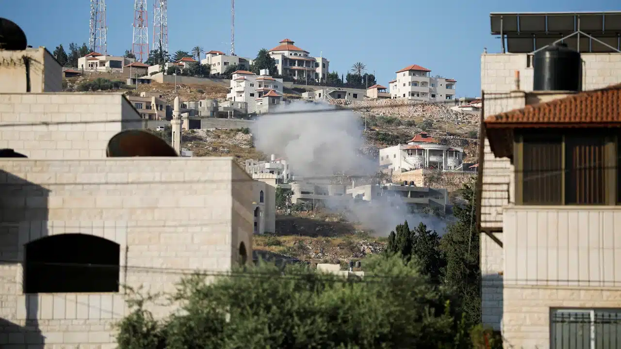 Three Palestinians killed in massive battle as Israeli forces attack Jenin