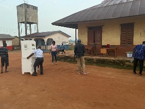 Voters accuse NPP of vote buying at Methodist polling center