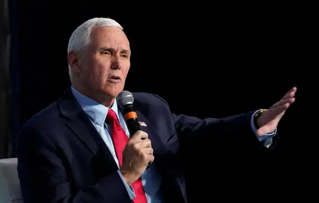 Ex-VP Mike Pence avoids charges for classified documents in his home