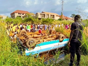 30 students injured in road crash at Atwima Boko
