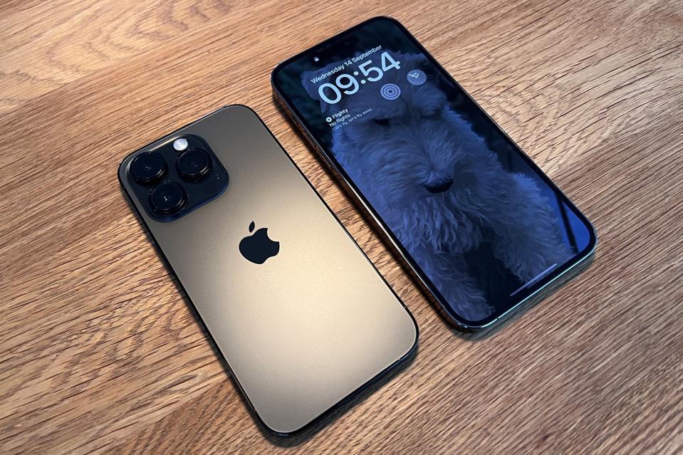 Teacher allegedly forces students to swear by deity to solve stolen phone case in Wenchi