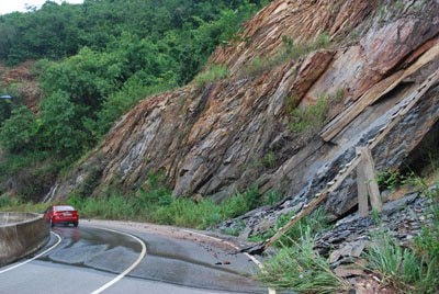 Heavy construction works to be blamed for falling rocks at Aburi mountain – Geologist