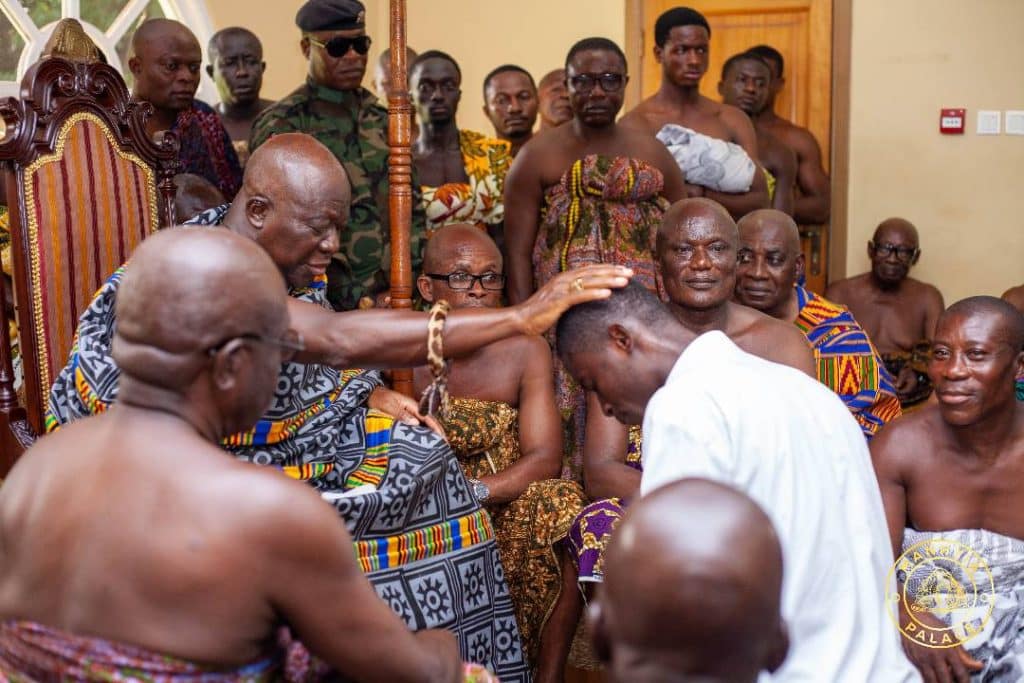 Asantehene awards scholarship to humanoid robot designer