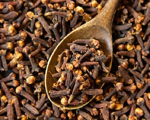 Pharmacist warns against use of cloves to combat vagina odour