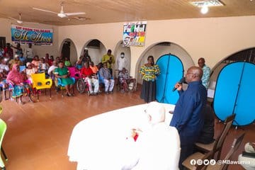 Bawumia assists cured lepers to acquire Ghana Card