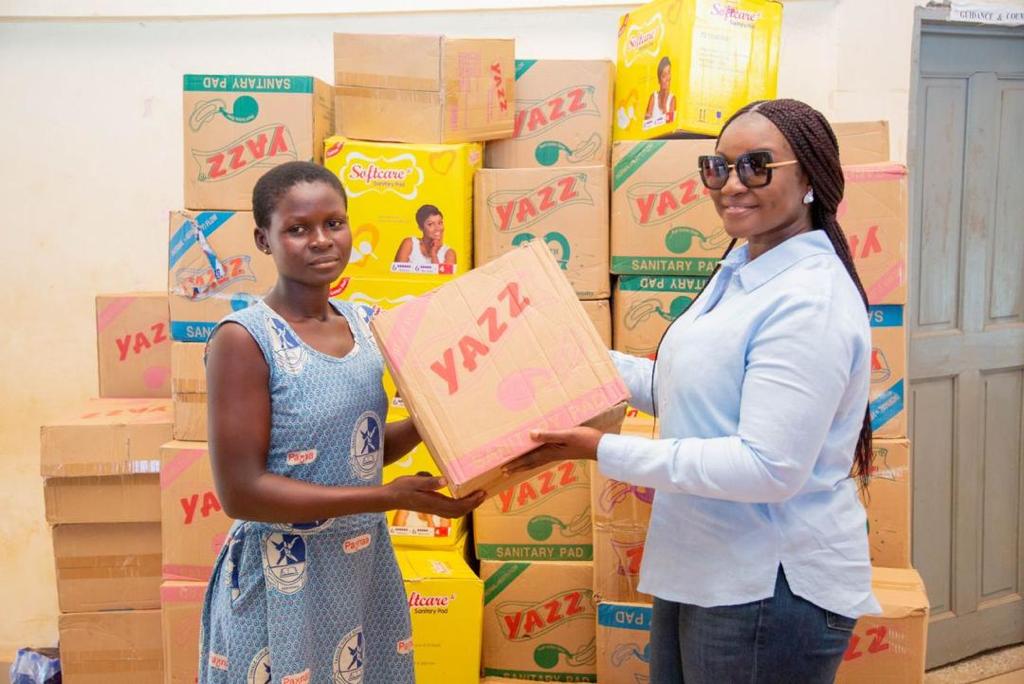 Joyce Bawa Mogtari presents sanitary pads to Tamale Girls SHS