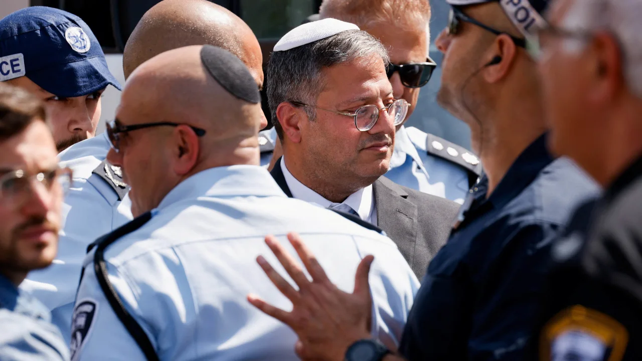 Divisive Israeli minister criticized for visiting significant Jerusalem holy site