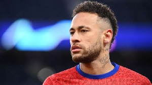 Neymar to pay $3.3m for having lake in his mansion
