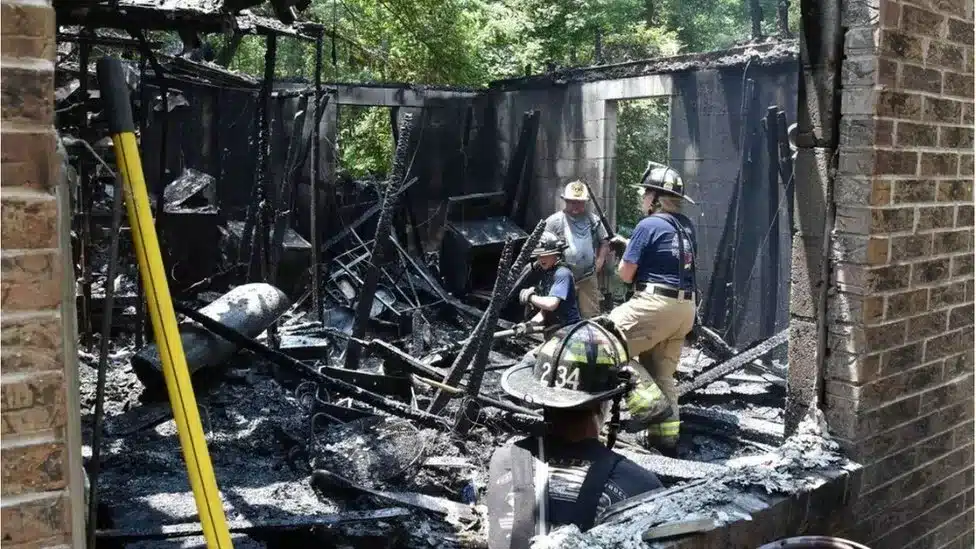 Man faces charges after six killed in house fire in US