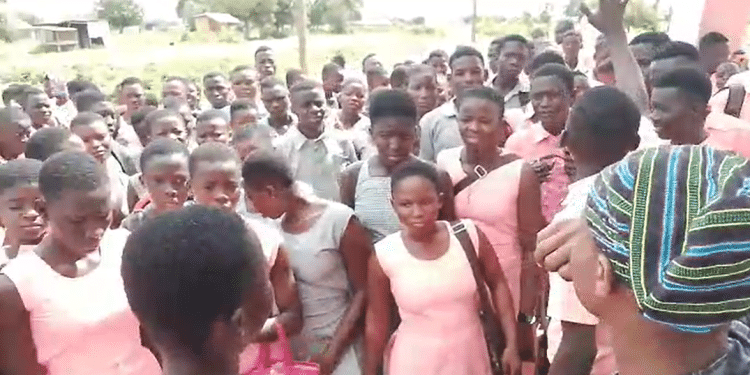 Binduri SHS Caterers resume cooking after receiving arrears from govt
