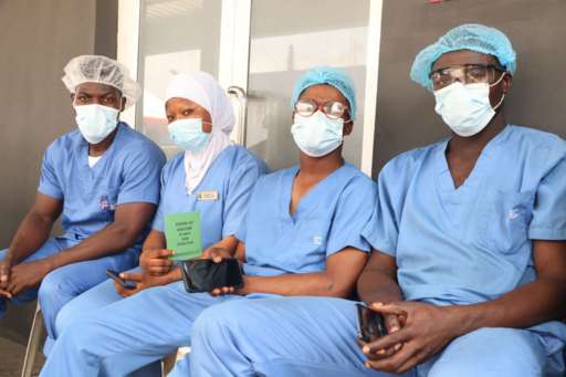 Public doctors in Nigeria begin indefinite strike